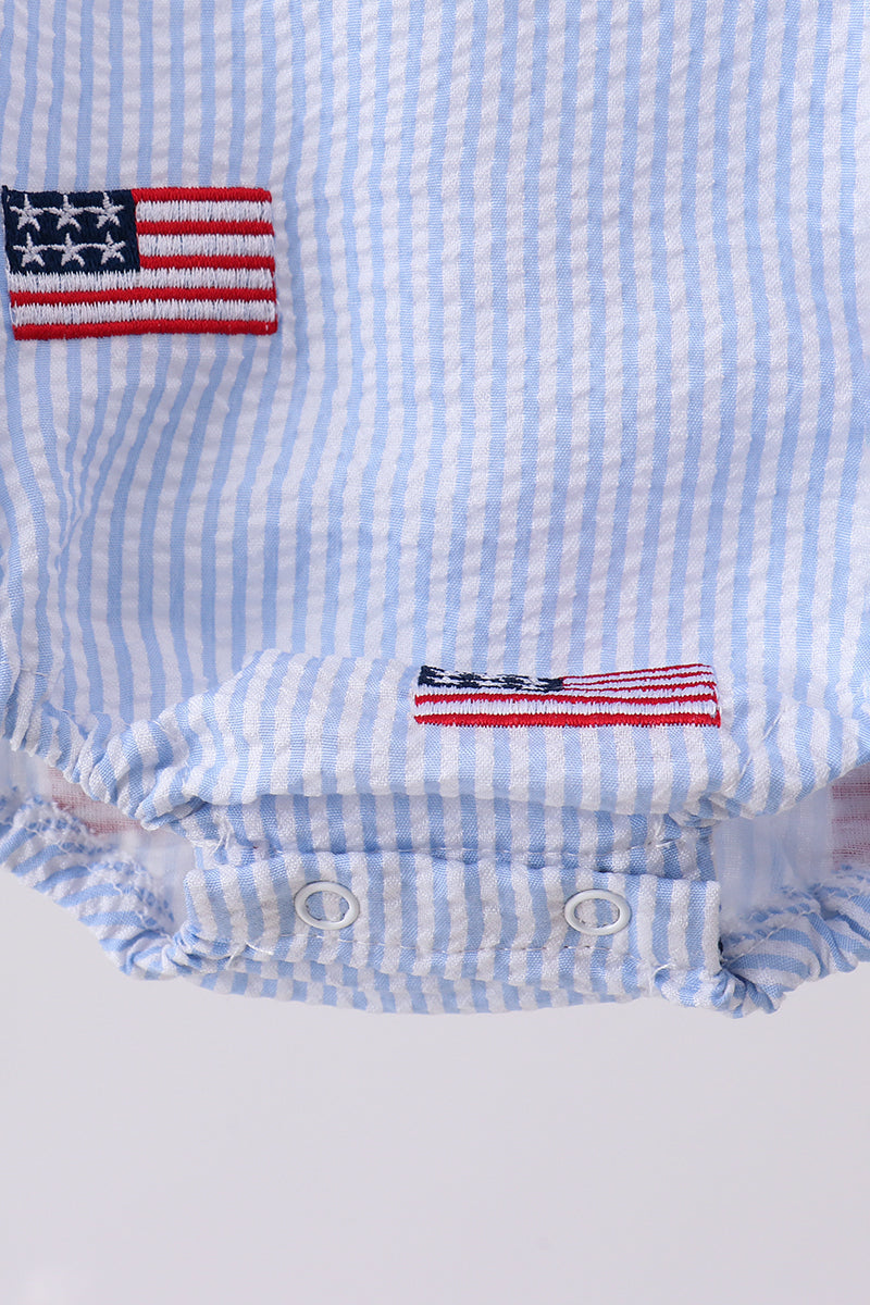 Blue flag embroidery seersucker pocket bubble